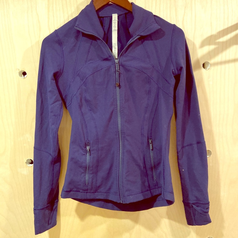 Lulu Lemon running Zip up